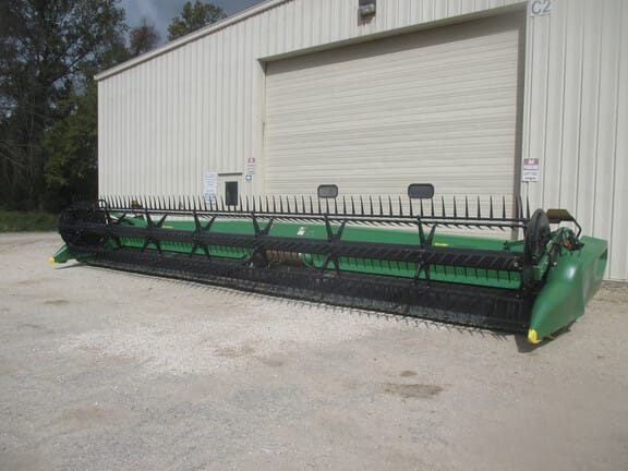 Main image John Deere RD35F