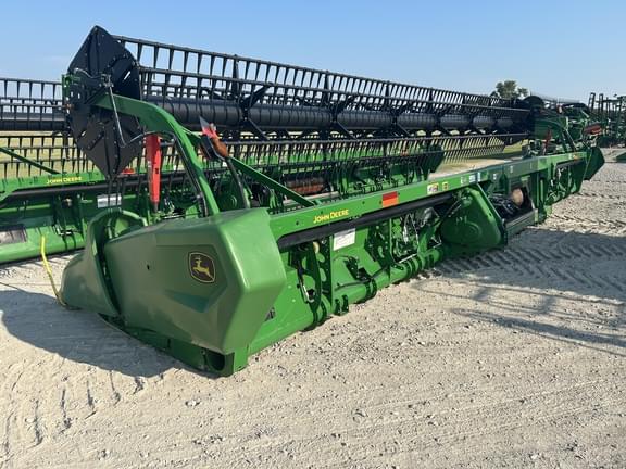 Image of John Deere RD35F Primary image