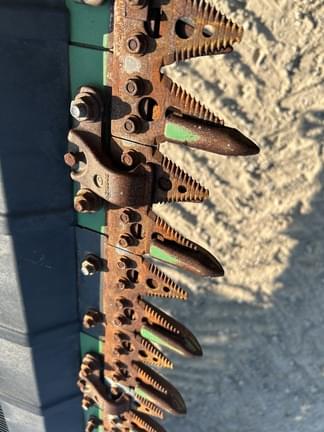 Image of John Deere RD35F equipment image 4