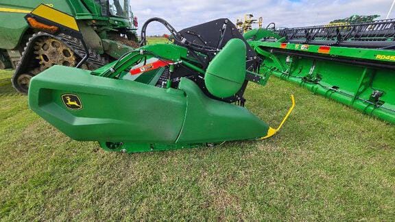 2021 John Deere RD35F Equipment Image0
