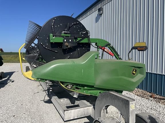 Image of John Deere RD35F equipment image 1