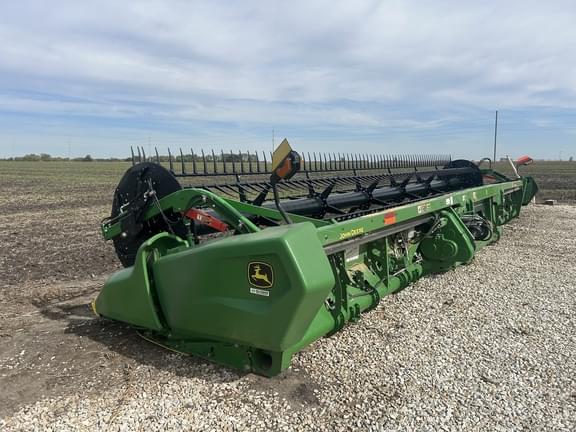 Image of John Deere RD35F Primary image