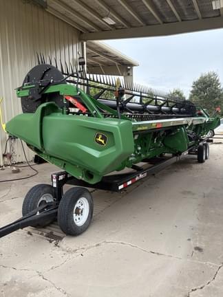 Image of John Deere RD35F equipment image 4