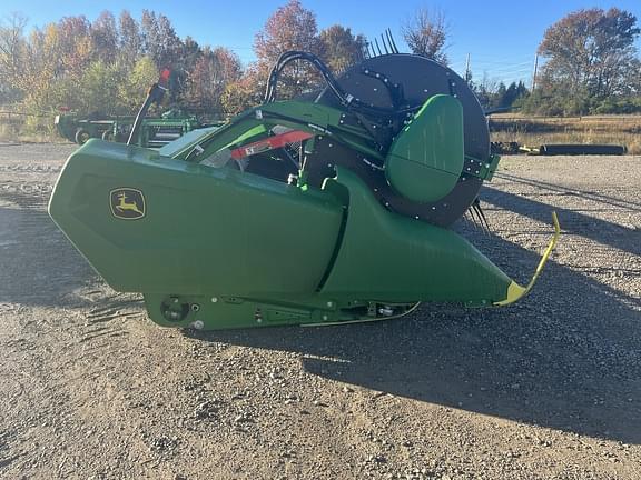 Image of John Deere RD35F equipment image 4