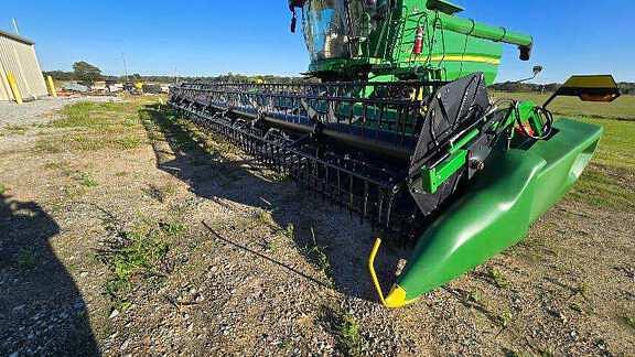 Image of John Deere RD35F equipment image 1