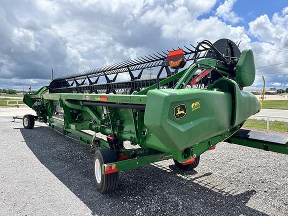 Image of John Deere RD35F equipment image 2