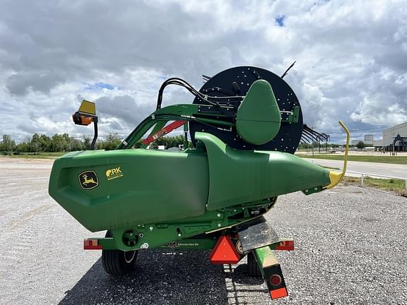 Image of John Deere RD35F equipment image 3