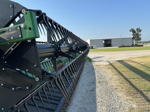 Image of John Deere RD35F equipment image 1