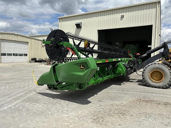 Image of John Deere RD35F equipment image 3