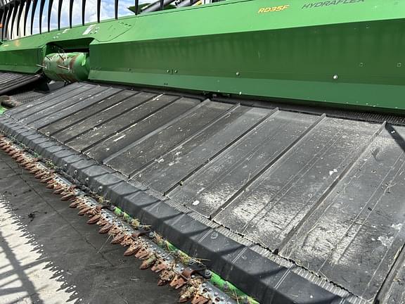 Image of John Deere RD35F equipment image 4
