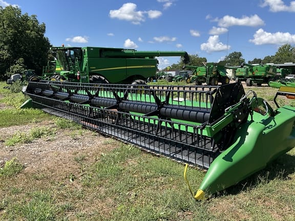 Main image John Deere RD35F