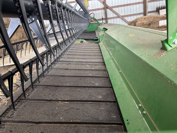 Image of John Deere RD35F equipment image 3