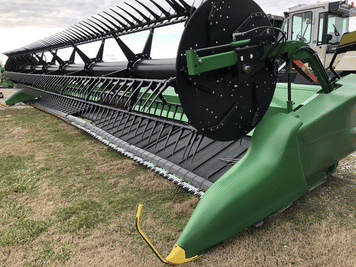 Main image John Deere RD35F