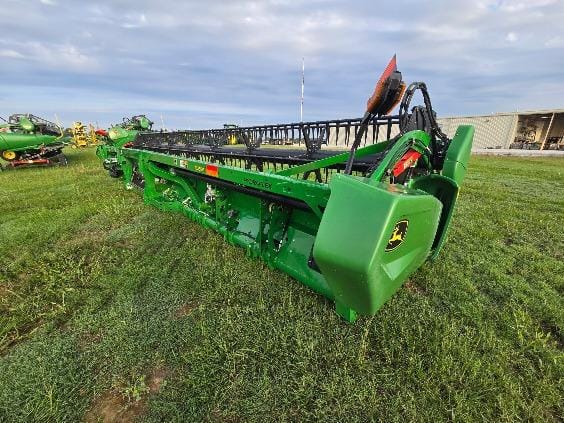 2021 John Deere RD35F Equipment Image0