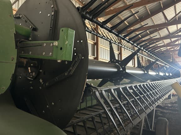 Image of John Deere RD35F equipment image 1