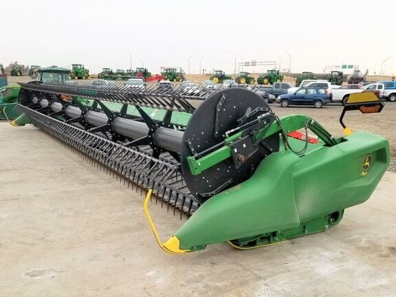 Main image John Deere RD35F