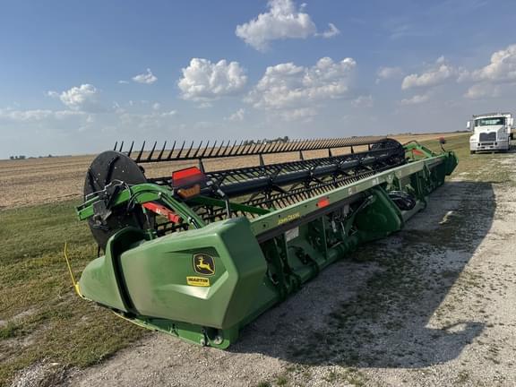 Image of John Deere RD35F equipment image 2