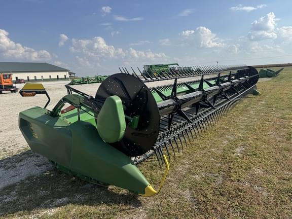 Image of John Deere RD35F Primary image