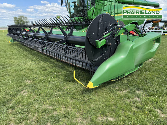 2021 John Deere RD35F Equipment Image0