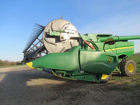Main image John Deere RD35F