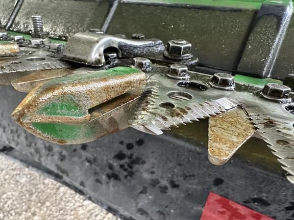 Image of John Deere RD35F equipment image 1