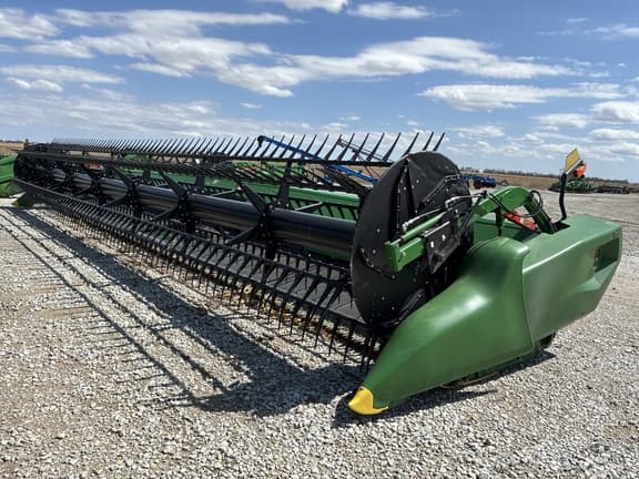 Image of John Deere RD35F Primary image