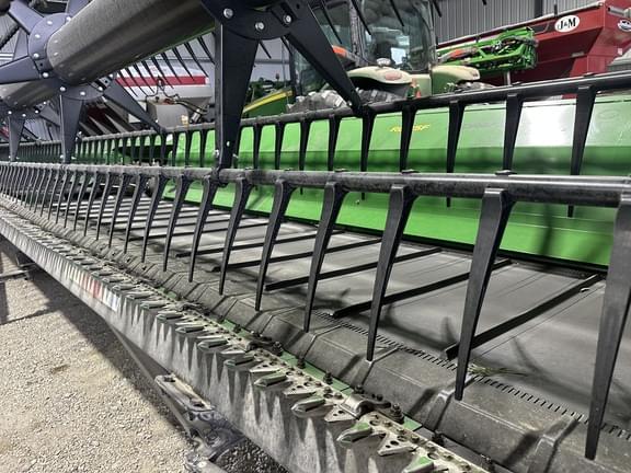 Image of John Deere RD35F equipment image 4