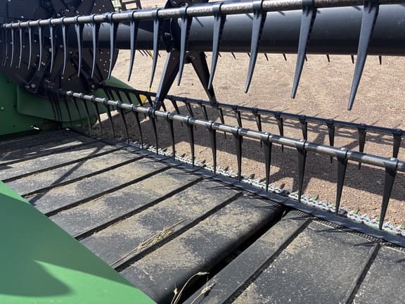 Image of John Deere RD35F equipment image 4