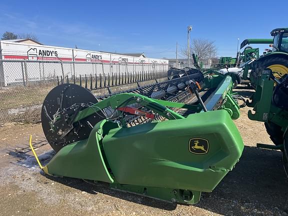 Image of John Deere RD35F equipment image 3