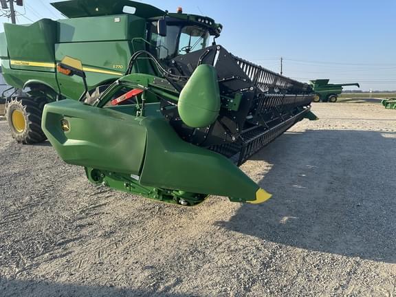 Image of John Deere RD35F equipment image 3