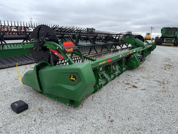 Image of John Deere RD40F equipment image 2