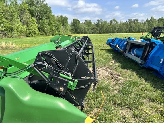 Image of John Deere RD40F equipment image 4