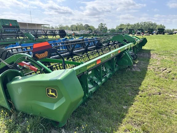 Image of John Deere RD40F Primary image