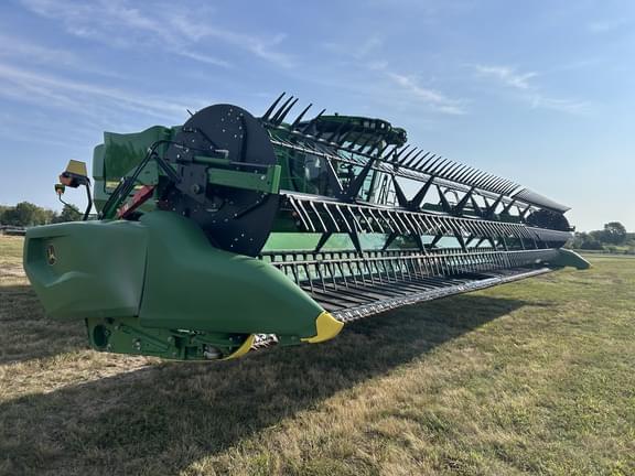 Image of John Deere RD40F equipment image 3