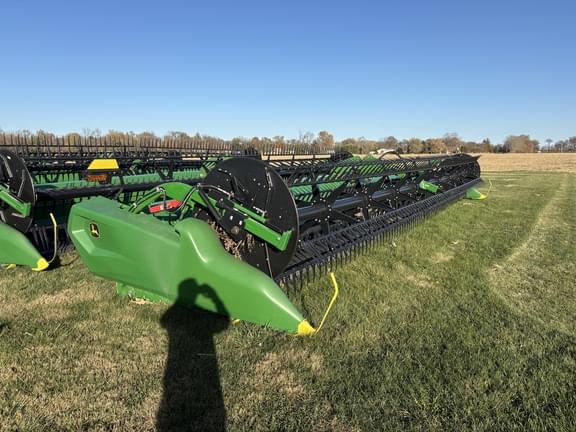 Image of John Deere RD40F equipment image 1