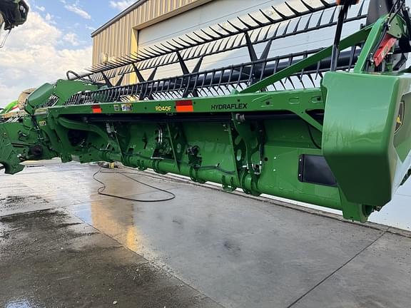 Image of John Deere RD40F equipment image 2