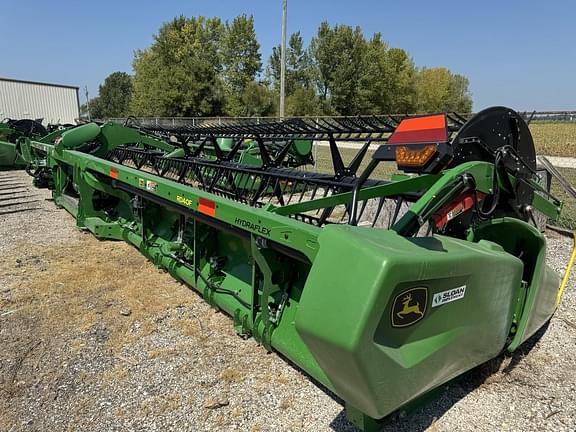 Image of John Deere RD40F equipment image 1