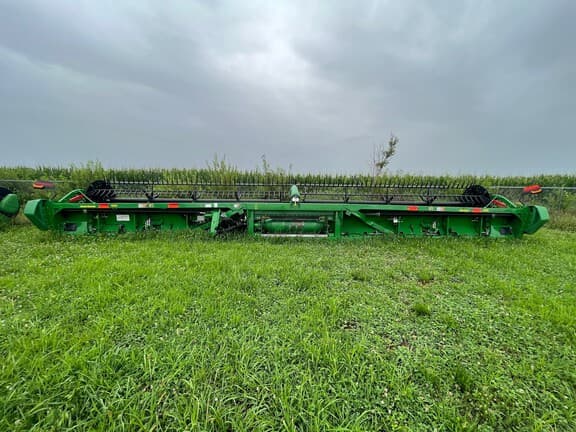 Image of John Deere RD40F equipment image 4