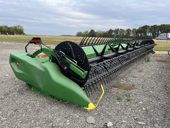 Image of John Deere RD40F equipment image 3