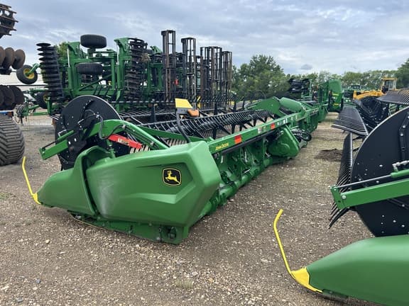 Image of John Deere RD40F equipment image 1