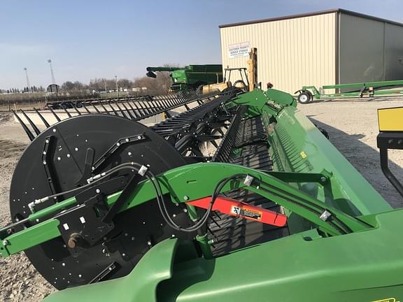Image of John Deere RD40F equipment image 1