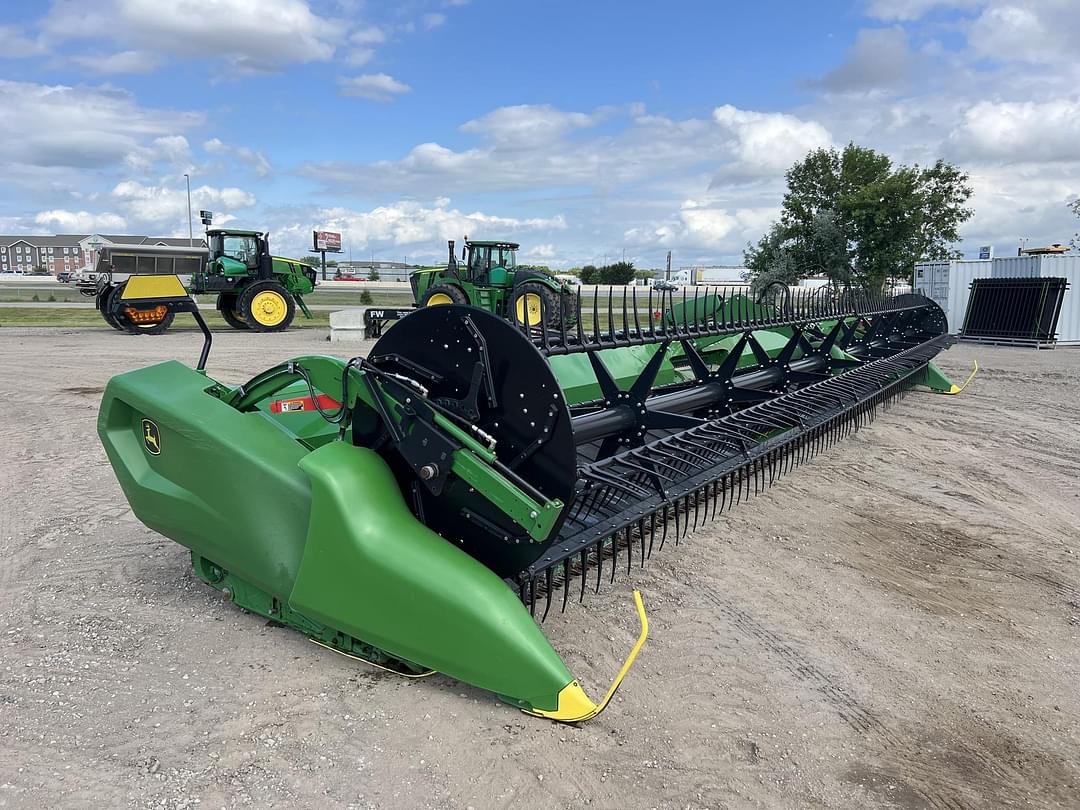Image of John Deere RD40F Primary image