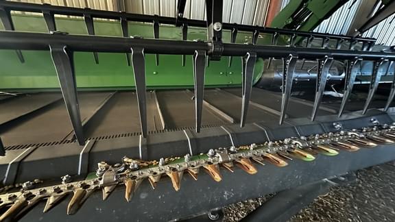 Image of John Deere RD40F equipment image 3