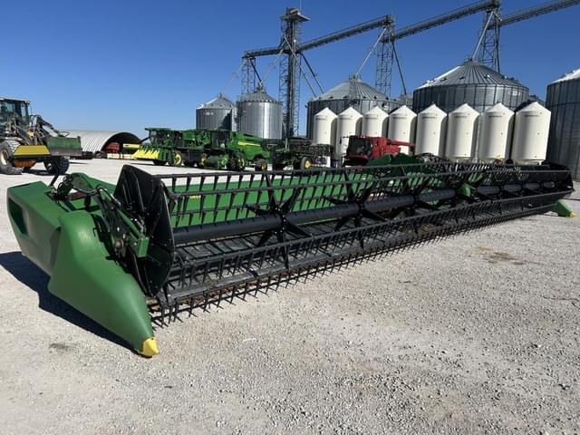 Image of John Deere RD40F equipment image 2