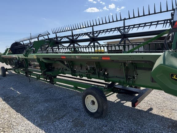 Image of John Deere RD40F equipment image 3