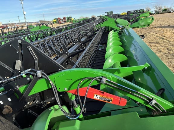 Main image John Deere RD40F