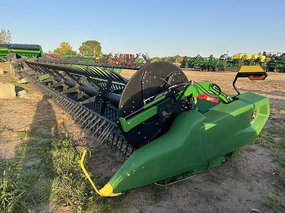 Image of John Deere RD40F equipment image 1