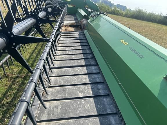 Image of John Deere RD40F equipment image 4