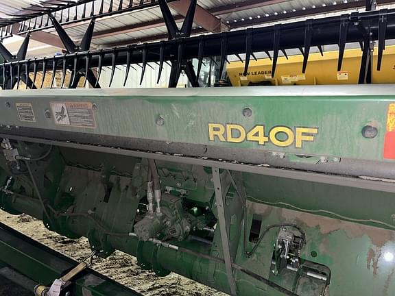 Image of John Deere RD40F equipment image 3