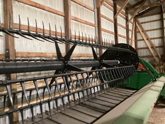 Image of John Deere RD40F equipment image 1
